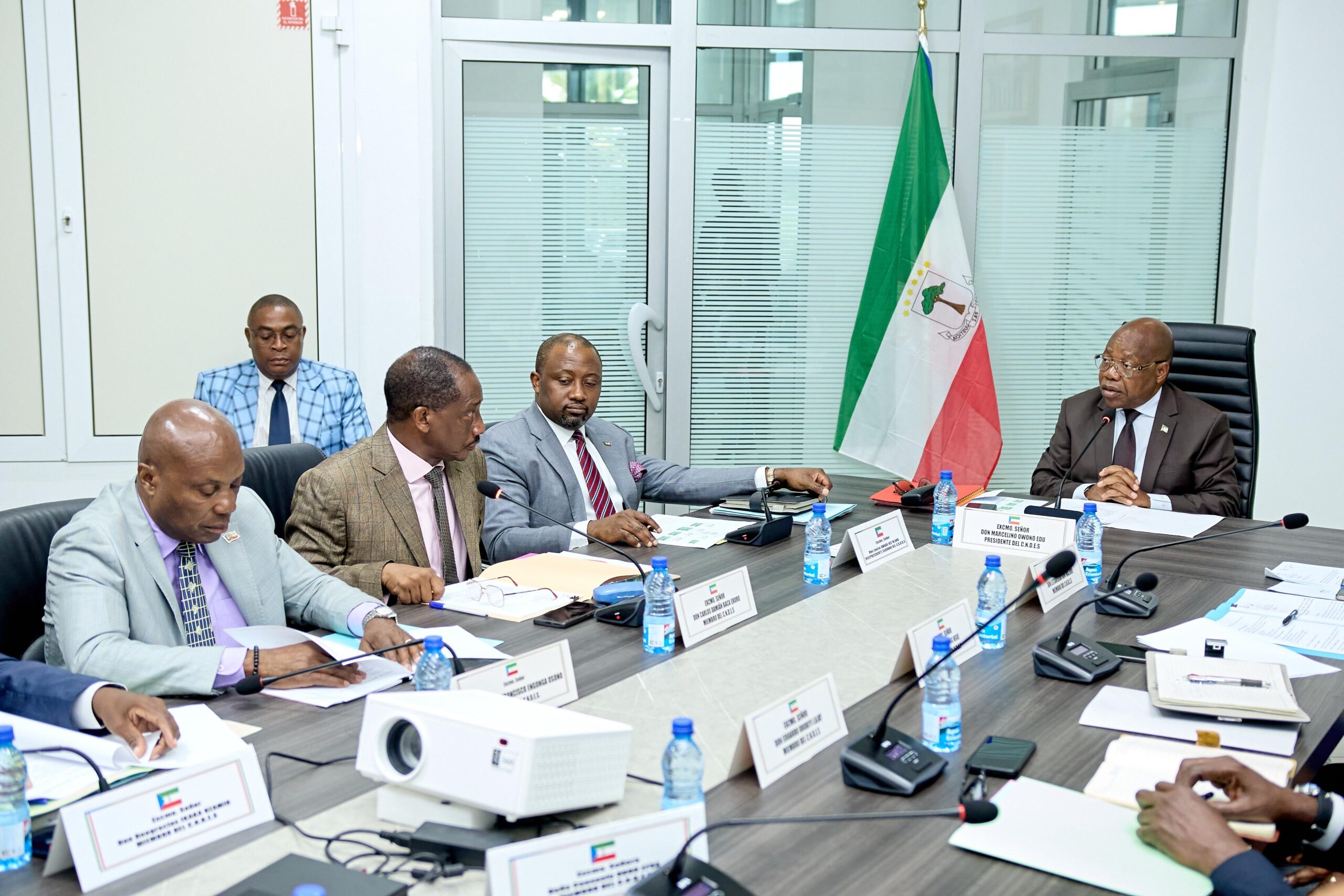 005f80ec-b1bb-4b7c-9f60-9937df7df986