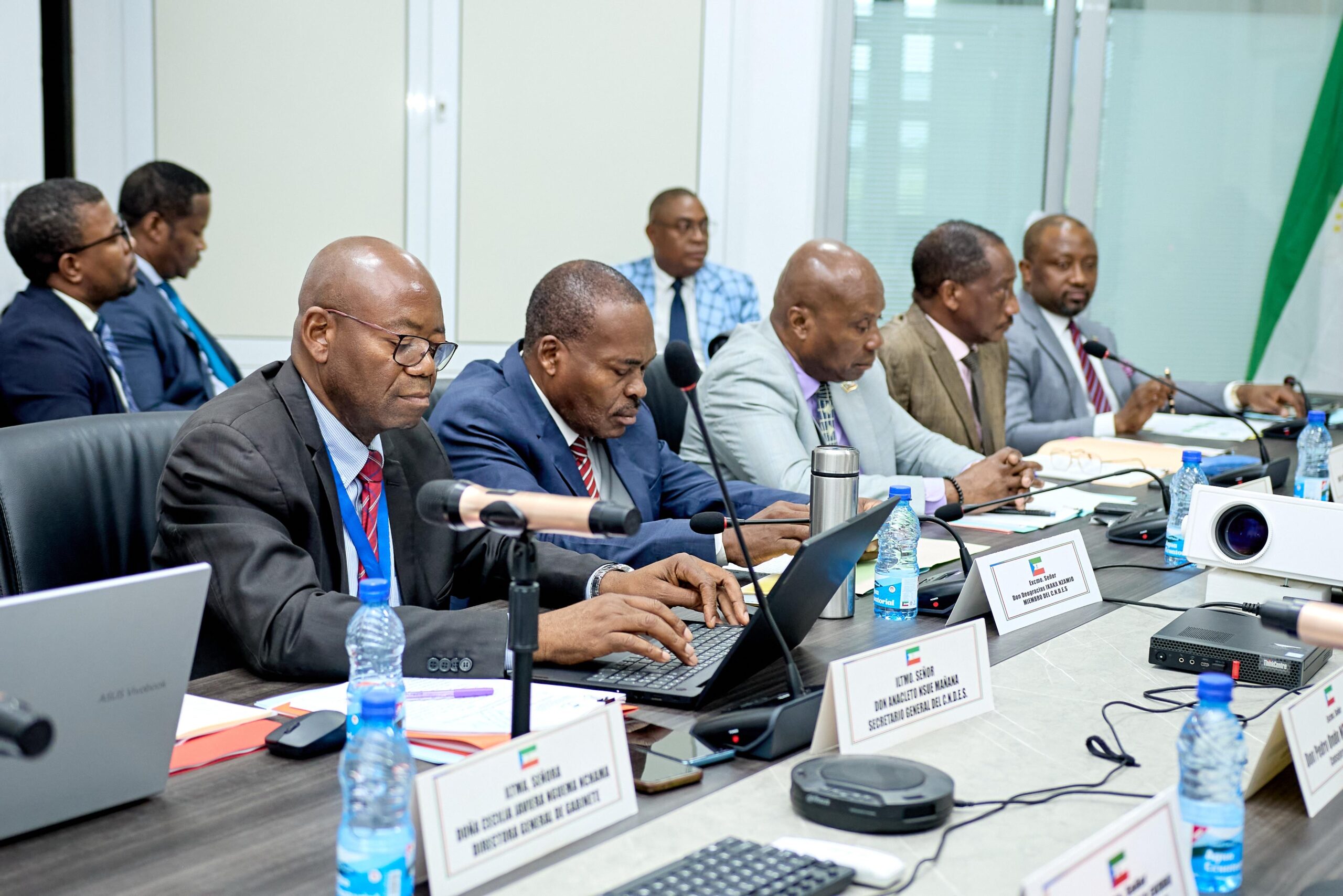 04b7ee17-12e2-47ae-bdfd-2b630131b6d5