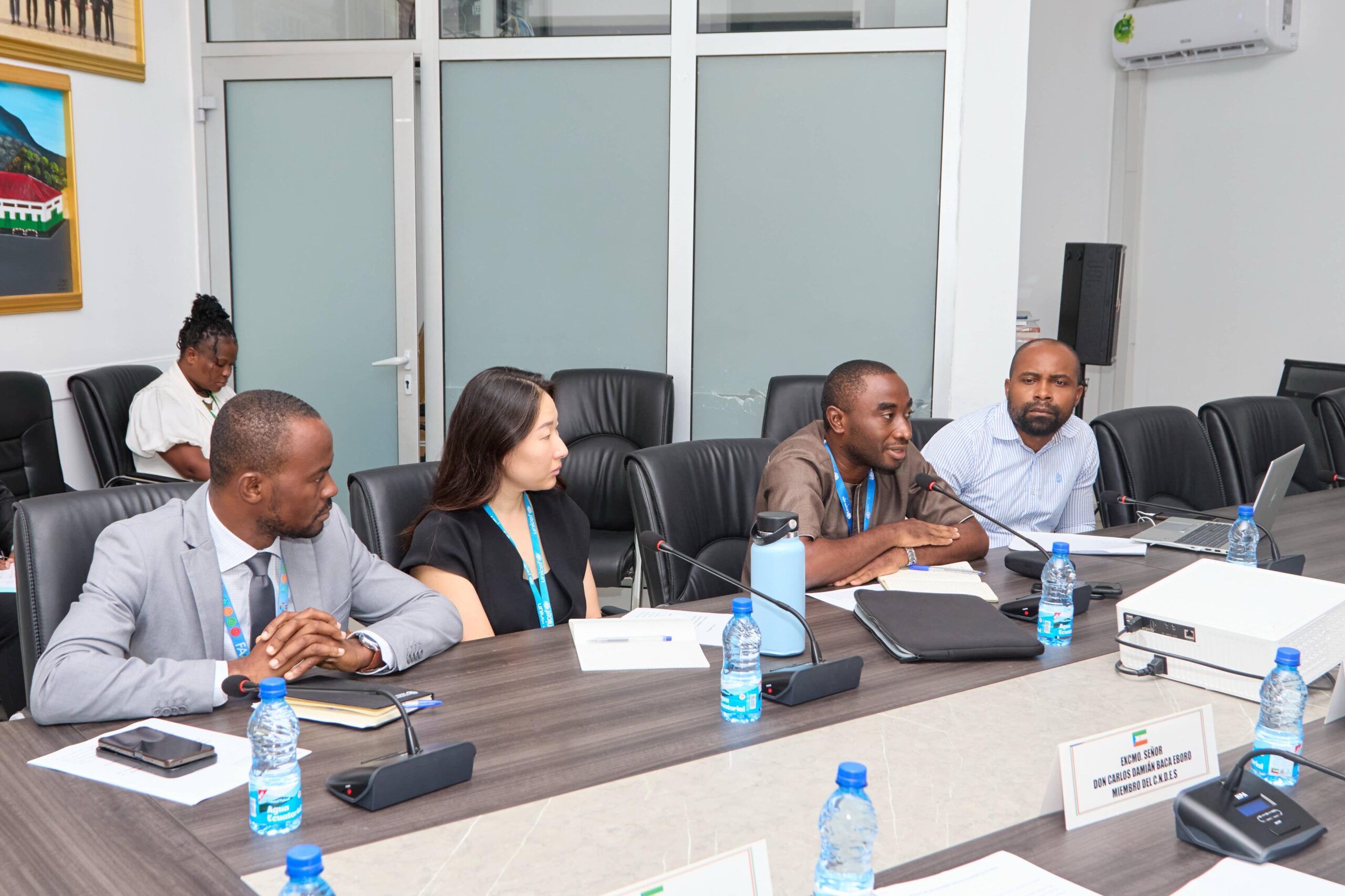 8e65a54b-4825-4099-82a8-8c68bf8303f0