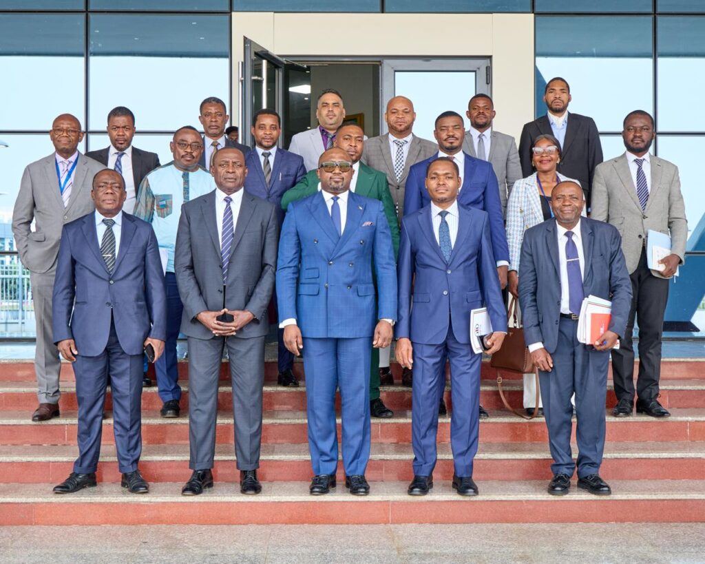 CNDES y INEGE sostienen reunión de coordinación en el marco de la elaboración de la Memoria Anual 2025.