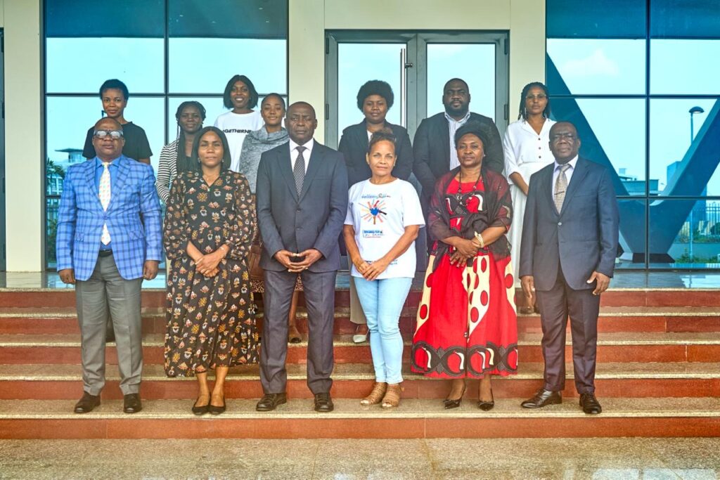 Reunión de concertación entre el CNDES y la ONG Autismo Guinea Ecuatorial