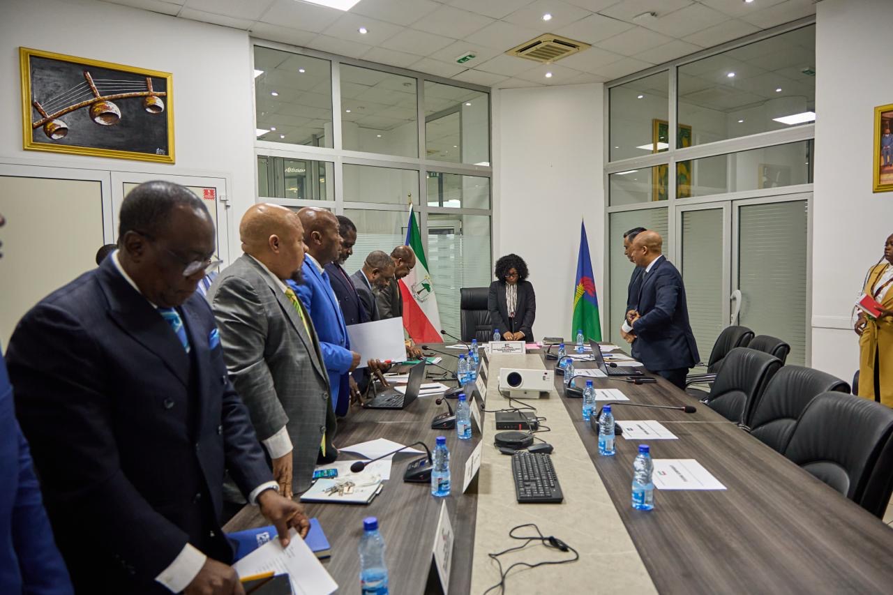 c77350ee-1a2c-411a-8f93-153263638c8d