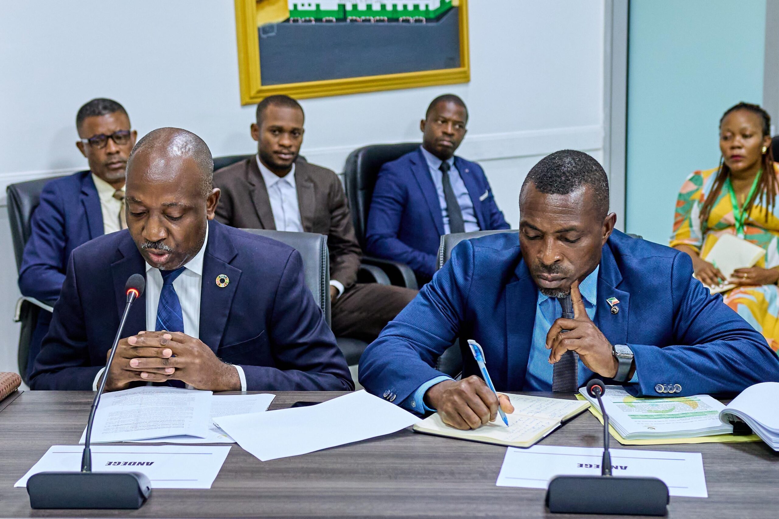 039cc7eb-e0c9-4550-904d-d31fc1d76e0c