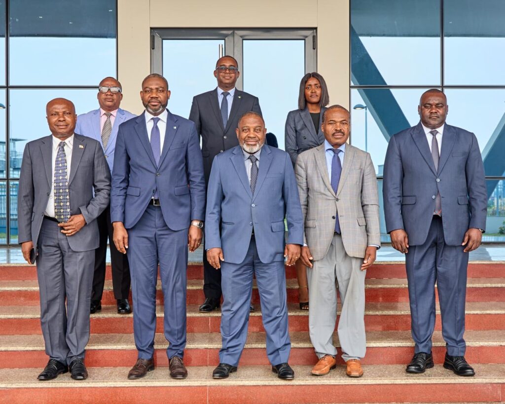 El CNDES y BGFIBank Guinea Ecuatorial analizan los retos y oportunidades de la financiación de la economía nacional